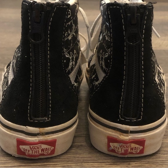 Vans Sneaker Gently Used - Picture 5 of 8